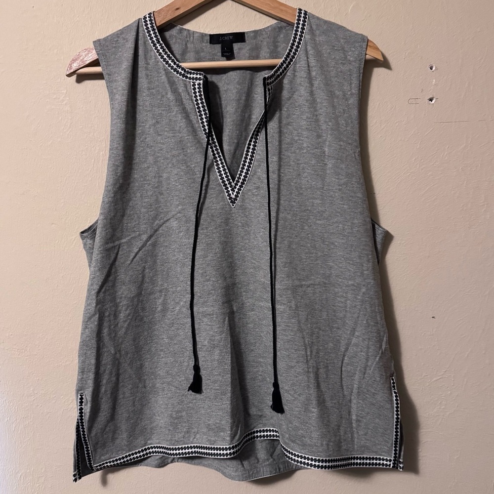J. Crew ribbon trim gray tassle tie v neck Size Large